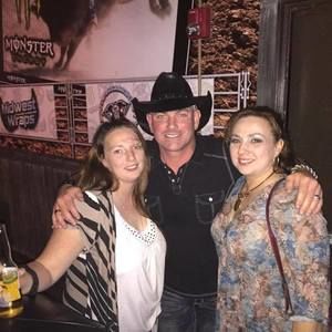 Meet your Posher, Dian